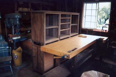 sideboards.jpg (16380 bytes)